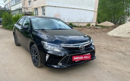 Toyota Camry, 2017 год, 2 150 000 рублей, 6 фотография