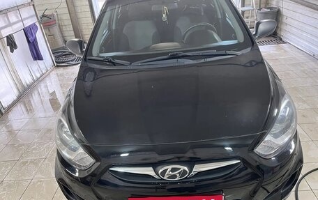 Hyundai Solaris II рестайлинг, 2014 год, 949 000 рублей, 3 фотография