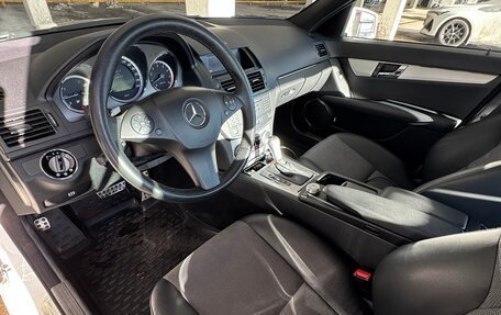 Mercedes-Benz C-Класс, 2008 год, 1 160 000 рублей, 10 фотография