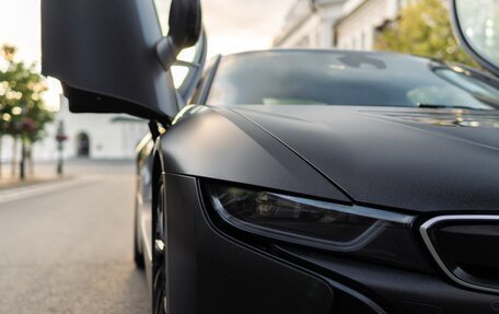 BMW i8 I рестайлинг, 2015 год, 6 990 000 рублей, 13 фотография