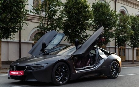 BMW i8 I рестайлинг, 2015 год, 6 990 000 рублей, 8 фотография