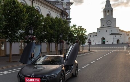 BMW i8 I рестайлинг, 2015 год, 6 990 000 рублей, 20 фотография