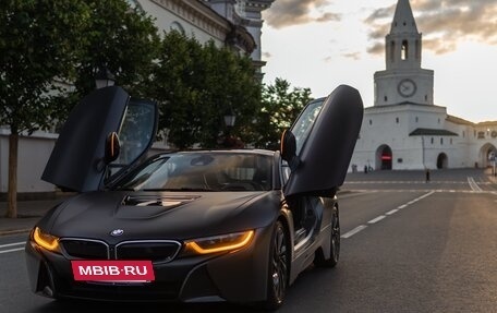 BMW i8 I рестайлинг, 2015 год, 6 990 000 рублей, 21 фотография