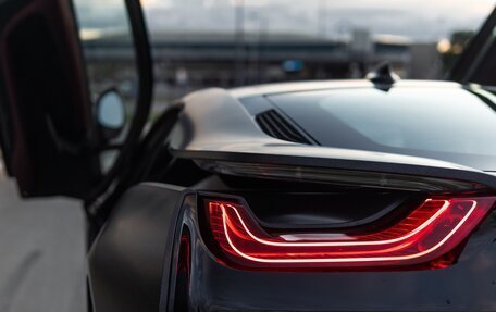 BMW i8 I рестайлинг, 2015 год, 6 990 000 рублей, 38 фотография