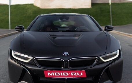 BMW i8 I рестайлинг, 2015 год, 6 990 000 рублей, 40 фотография