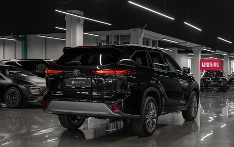 Toyota Highlander, 2026 год, 5 800 000 рублей, 5 фотография