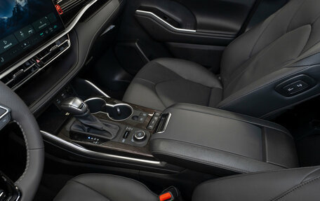 Toyota Highlander, 2026 год, 5 800 000 рублей, 21 фотография