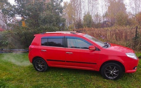 Geely MK Cross I, 2012 год, 260 000 рублей, 2 фотография