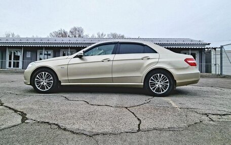 Mercedes-Benz E-Класс, 2011 год, 1 580 000 рублей, 3 фотография