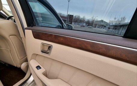 Mercedes-Benz E-Класс, 2011 год, 1 580 000 рублей, 14 фотография