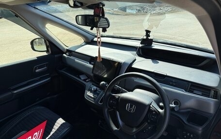 Honda Freed II, 2017 год, 1 400 000 рублей, 25 фотография