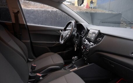 Hyundai Solaris II рестайлинг, 2021 год, 1 650 000 рублей, 6 фотография