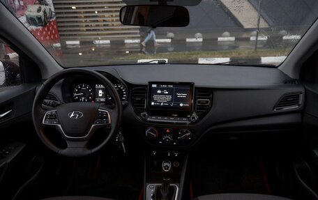 Hyundai Solaris II рестайлинг, 2021 год, 1 650 000 рублей, 7 фотография