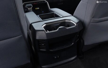 Toyota Tundra, 2024 год, 8 660 000 рублей, 15 фотография