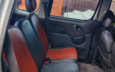 Toyota FunCargo, 2003 год, 450 000 рублей, 6 фотография