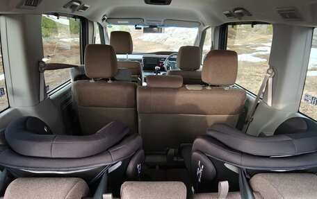 Honda Stepwgn IV, 2019 год, 2 300 000 рублей, 7 фотография