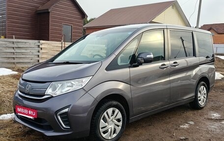 Honda Stepwgn IV, 2019 год, 2 300 000 рублей, 3 фотография