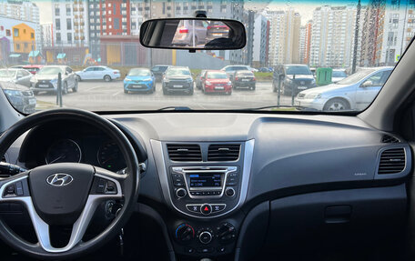 Hyundai Solaris II рестайлинг, 2011 год, 585 000 рублей, 11 фотография