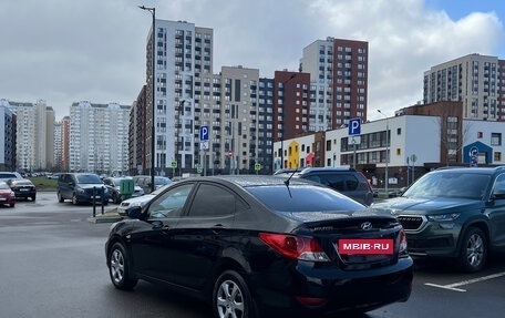 Hyundai Solaris II рестайлинг, 2011 год, 585 000 рублей, 3 фотография