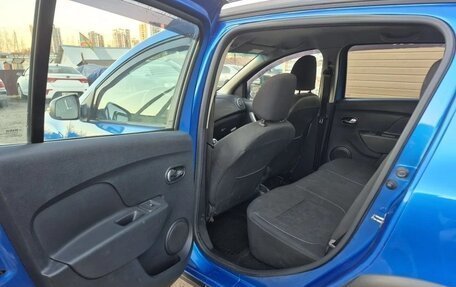 Renault Sandero II рестайлинг, 2017 год, 1 300 000 рублей, 16 фотография