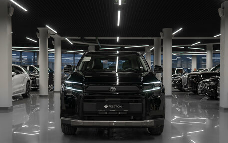 Toyota RAV4, 2025 год, 4 800 000 рублей, 3 фотография