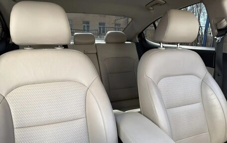 Hyundai Elantra VI рестайлинг, 2019 год, 1 750 000 рублей, 15 фотография