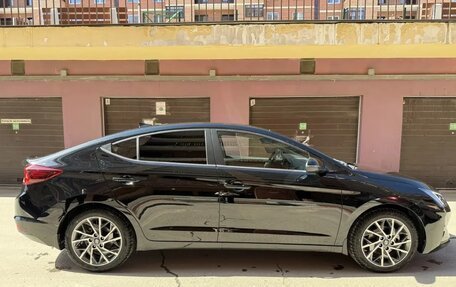 Hyundai Elantra VI рестайлинг, 2019 год, 1 750 000 рублей, 4 фотография