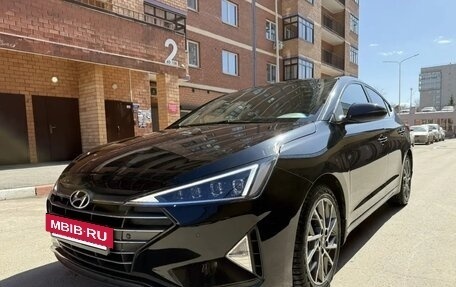 Hyundai Elantra VI рестайлинг, 2019 год, 1 750 000 рублей, 5 фотография