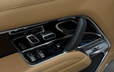 Land Rover Range Rover IV рестайлинг, 2026 год, 25 500 000 рублей, 13 фотография