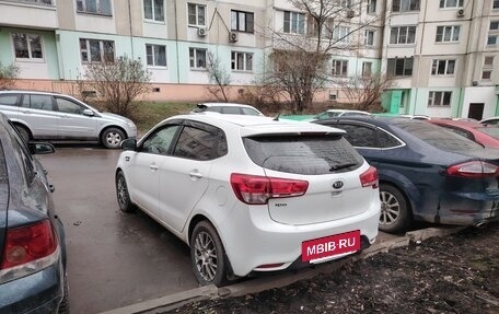 KIA Rio III рестайлинг, 2016 год, 1 050 000 рублей, 5 фотография