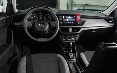 Skoda Rapid II, 2021 год, 1 449 000 рублей, 6 фотография