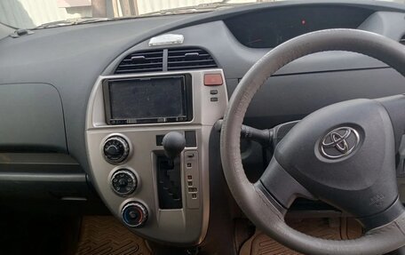 Toyota Ractis I, 2009 год, 570 000 рублей, 10 фотография