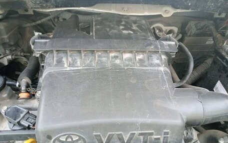 Toyota Ractis I, 2009 год, 570 000 рублей, 18 фотография