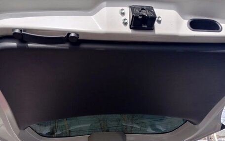 Toyota Ractis I, 2009 год, 570 000 рублей, 14 фотография