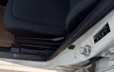 Toyota Ractis I, 2009 год, 570 000 рублей, 17 фотография