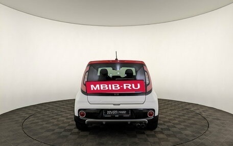 KIA Soul II рестайлинг, 2017 год, 1 600 000 рублей, 6 фотография