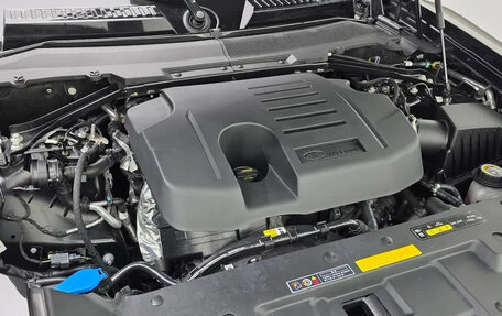 Land Rover Defender II, 2025 год, 12 700 000 рублей, 18 фотография