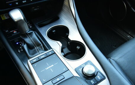 Lexus RX IV рестайлинг, 2020 год, 5 250 000 рублей, 22 фотография