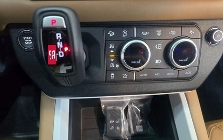 Land Rover Defender II, 2025 год, 9 650 000 рублей, 12 фотография