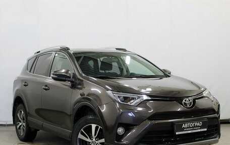 Toyota RAV4, 2018 год, 2 720 000 рублей, 3 фотография
