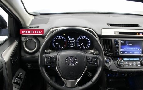 Toyota RAV4, 2018 год, 2 720 000 рублей, 8 фотография