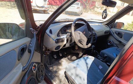 Chevrolet Niva I рестайлинг, 2005 год, 400 000 рублей, 5 фотография