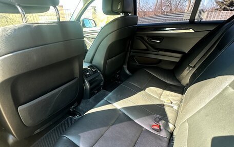 BMW 5 серия, 2010 год, 1 800 000 рублей, 3 фотография