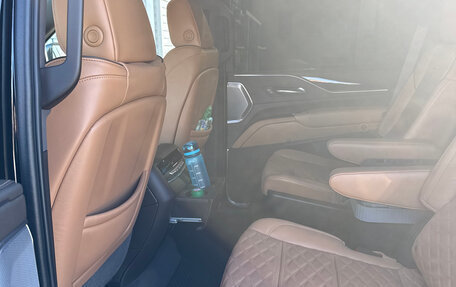 Cadillac Escalade V, 2022 год, 13 500 000 рублей, 4 фотография