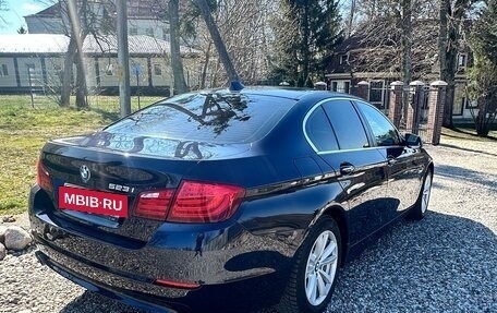 BMW 5 серия, 2010 год, 1 800 000 рублей, 10 фотография