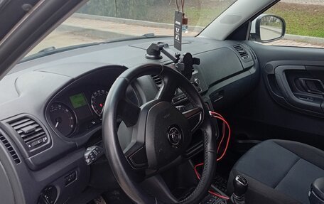 Skoda Fabia II, 2013 год, 670 000 рублей, 5 фотография