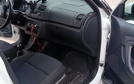 Skoda Fabia II, 2013 год, 670 000 рублей, 10 фотография