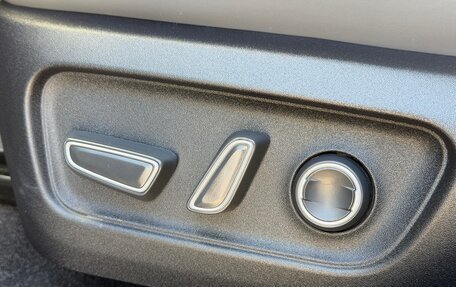 Toyota RAV4, 2026 год, 4 099 000 рублей, 17 фотография