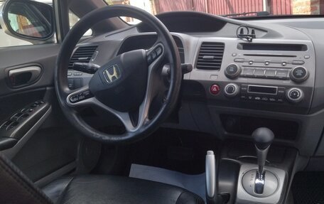 Honda Civic VIII, 2008 год, 750 000 рублей, 3 фотография