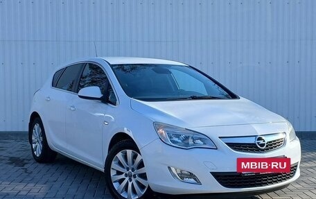 Opel Astra J, 2012 год, 849 000 рублей, 2 фотография